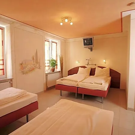 Stadthotel 3*