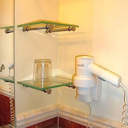 Stadthotel Hotel 3*
